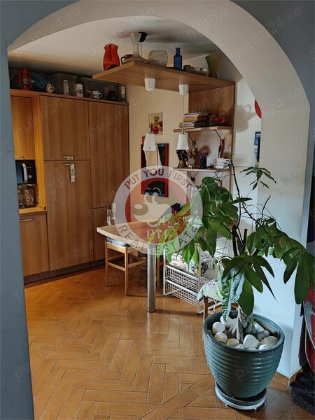 Marriot | 3 camere |  3 camere | Decomandat | 80mp | B11948